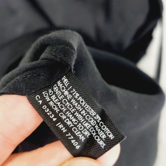 Club Monaco Black Ruffle Neck Sleeveless Blouse 6877 - Picture 6 of 7